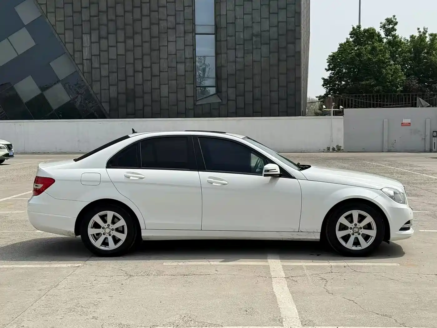 Mercedes-Benz C-Class 2013 Model C 180 CGI Classic фото 7