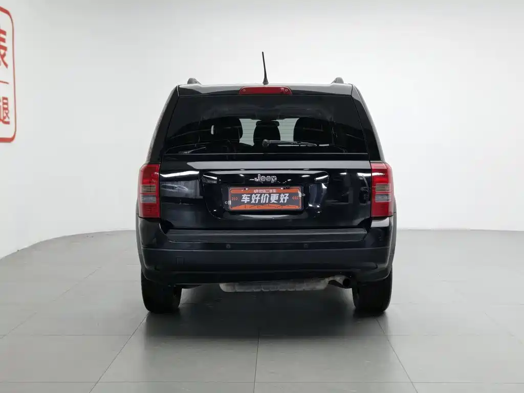 Jeep Patriot 2013 2014 2.4L Sport