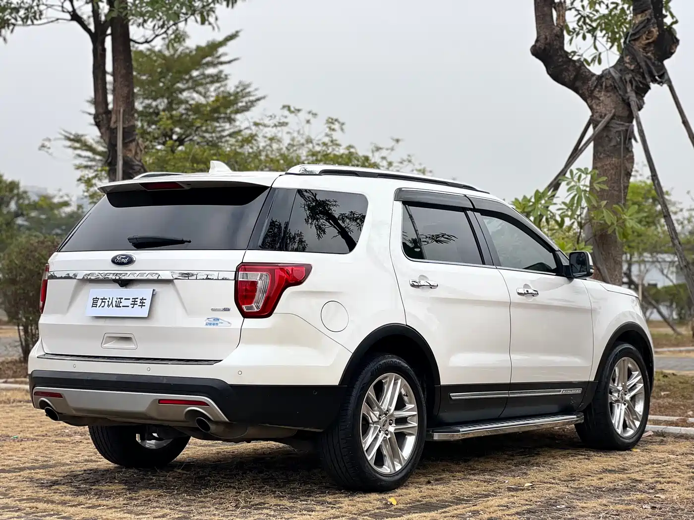 Ford Explorer (Import) 2018 2017 2.3T Elite Edition