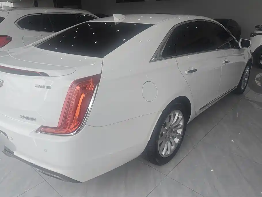 Cadillac XTS 2018 28T Elite фото 3