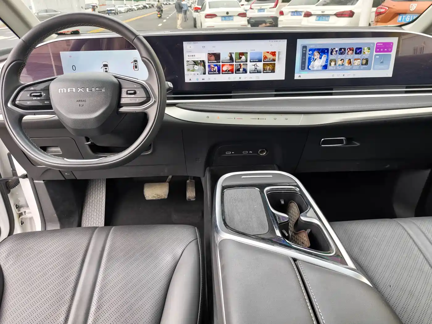 SAIC Maxus Maxus G90 2025 2025 2.0T Starlight 7-seater Edition