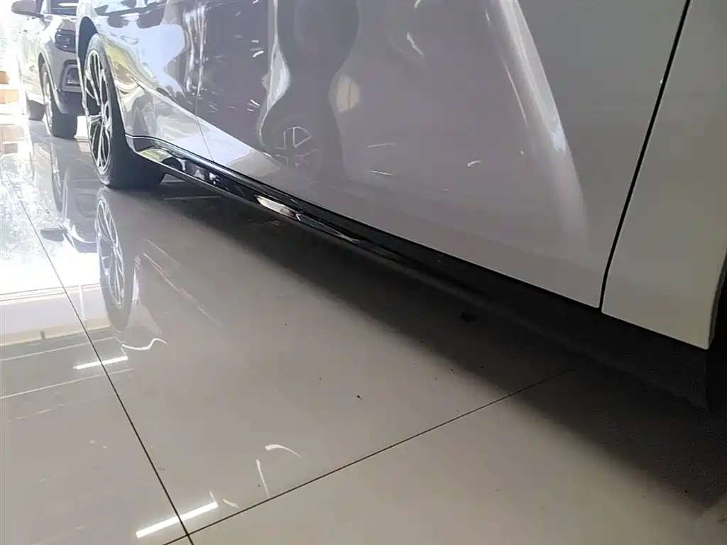 Geely Galaxy Galaxy E8 2025 700km Long Voyage Smart Drive Edition фото 21