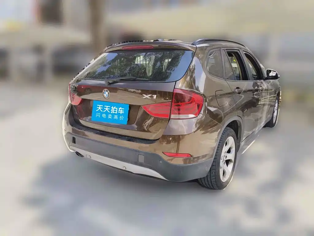 Photo 2 - BMW X1 (Import)