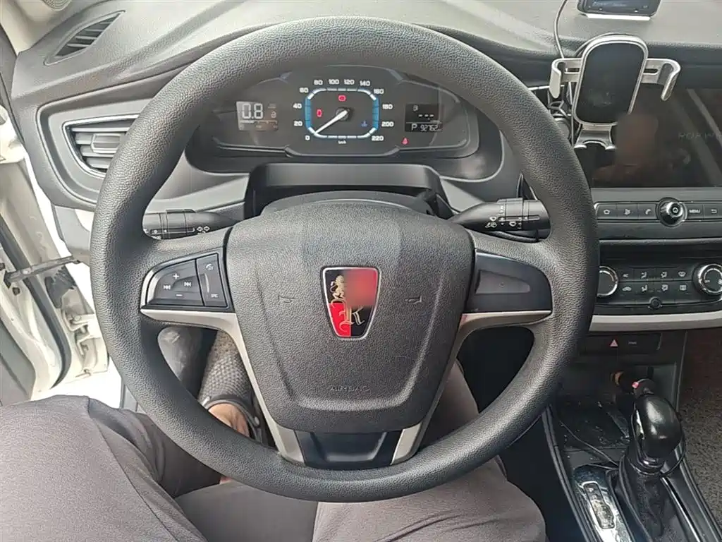Roewe 360 2016 2016 1.5L Automatic Smart Screen Edition