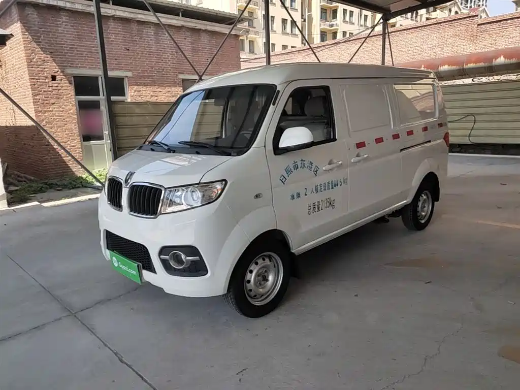 Jinbei Little Sea Lion X30 2023 1.5L Super Comfort Van 2/5 Seats Non-AC SWC15M