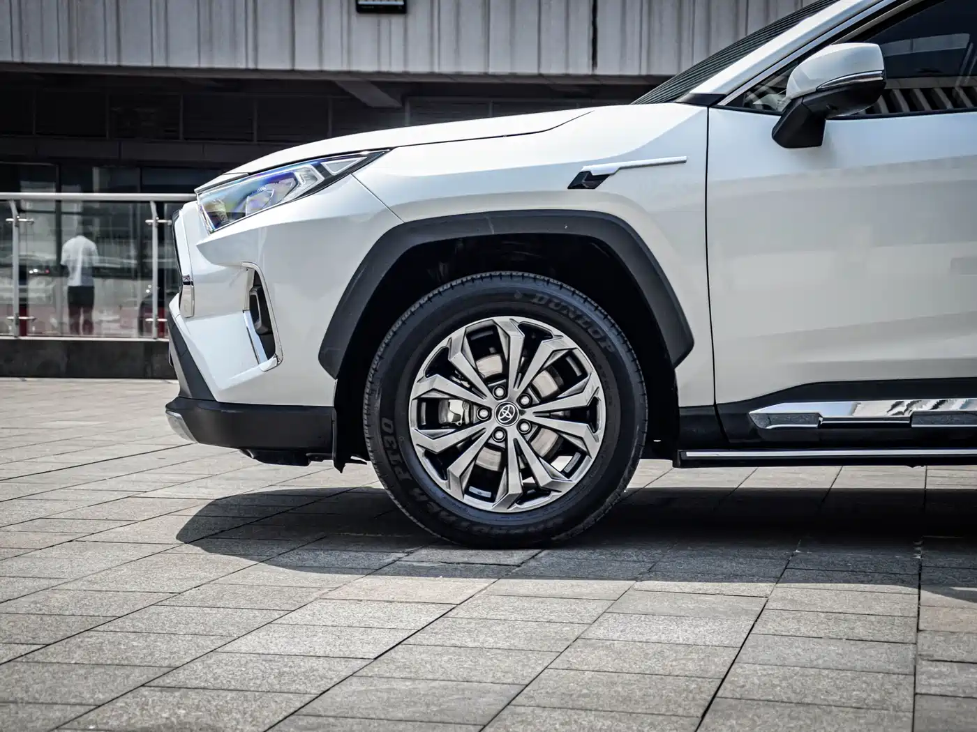 Toyota RAV4 Rongfang 2023 2.0L CVT FWD Style Plus Edition фото 9
