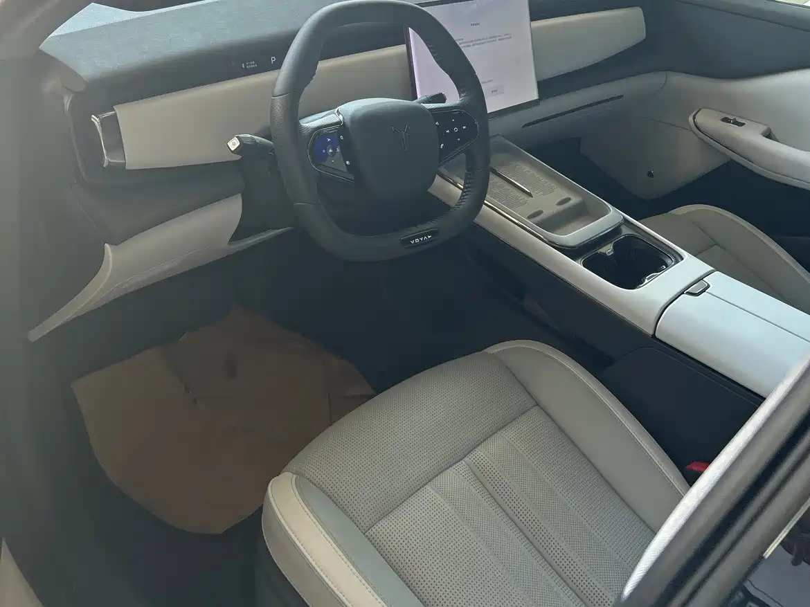 Voyah Auto Voyah Zhiyin 2024 Long Range Smart Edition фото 5