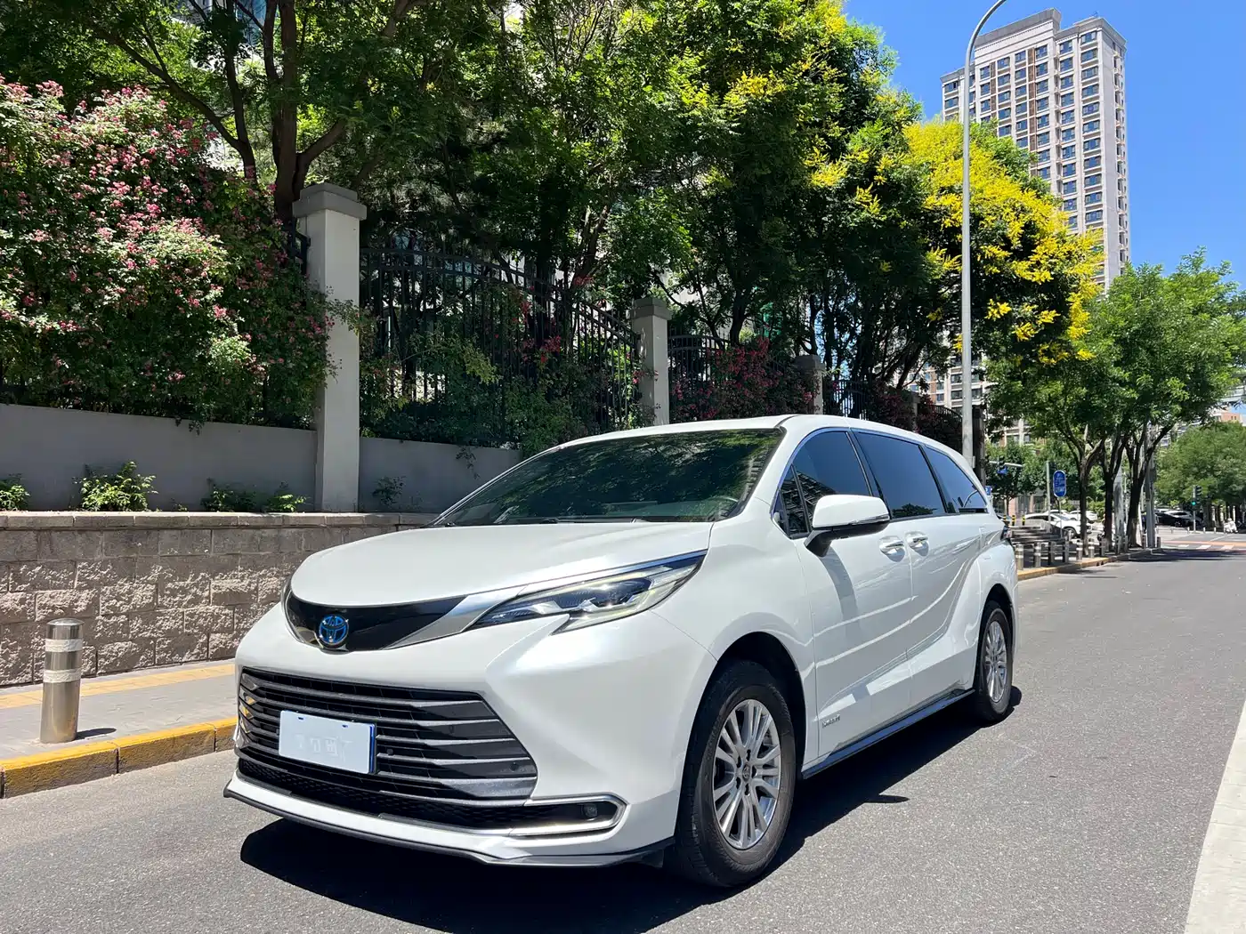 Toyota Sienna 2021 2.5L Hybrid Premium Edition