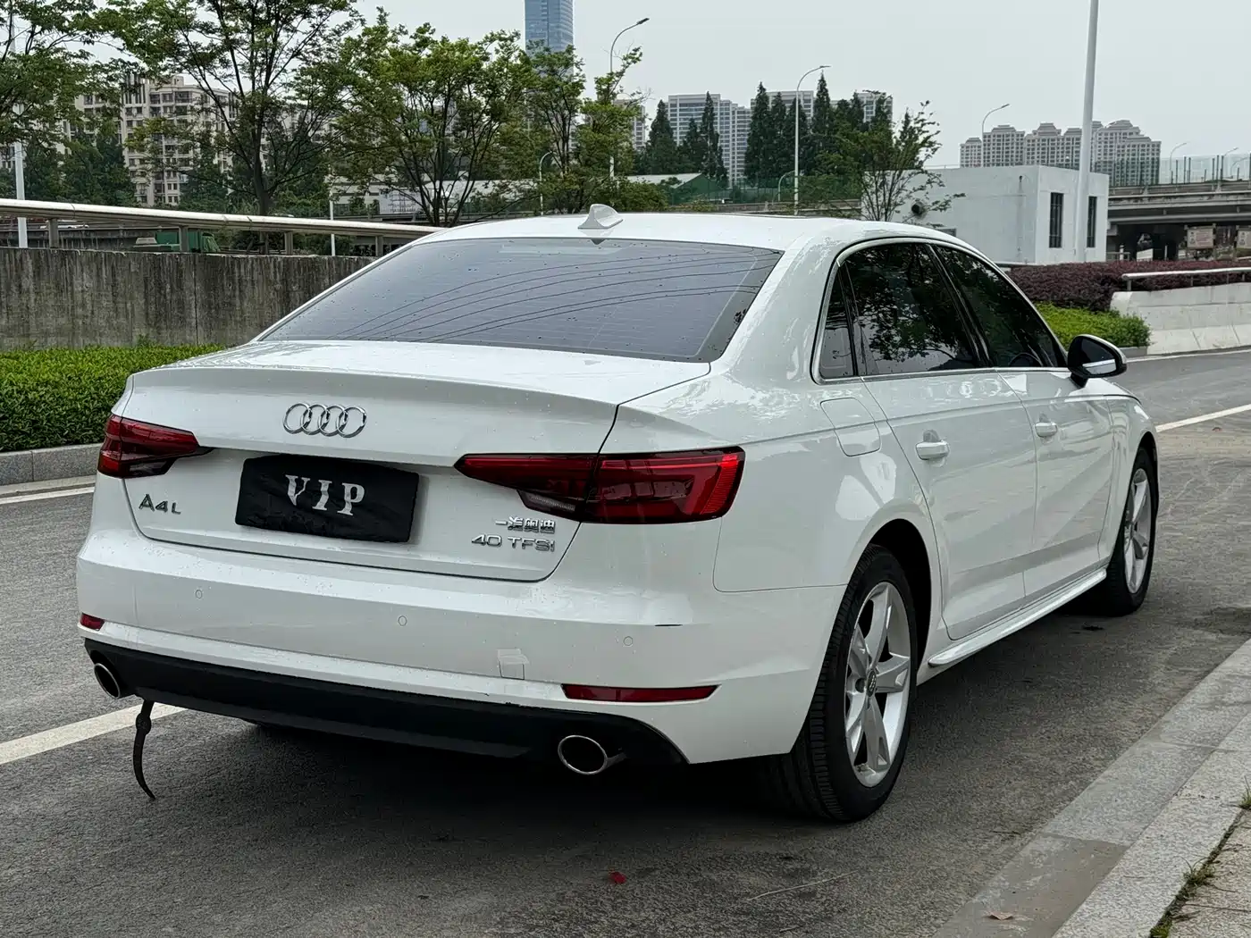 Audi A4L 2017 40 TFSI Fashion Edition фото 7