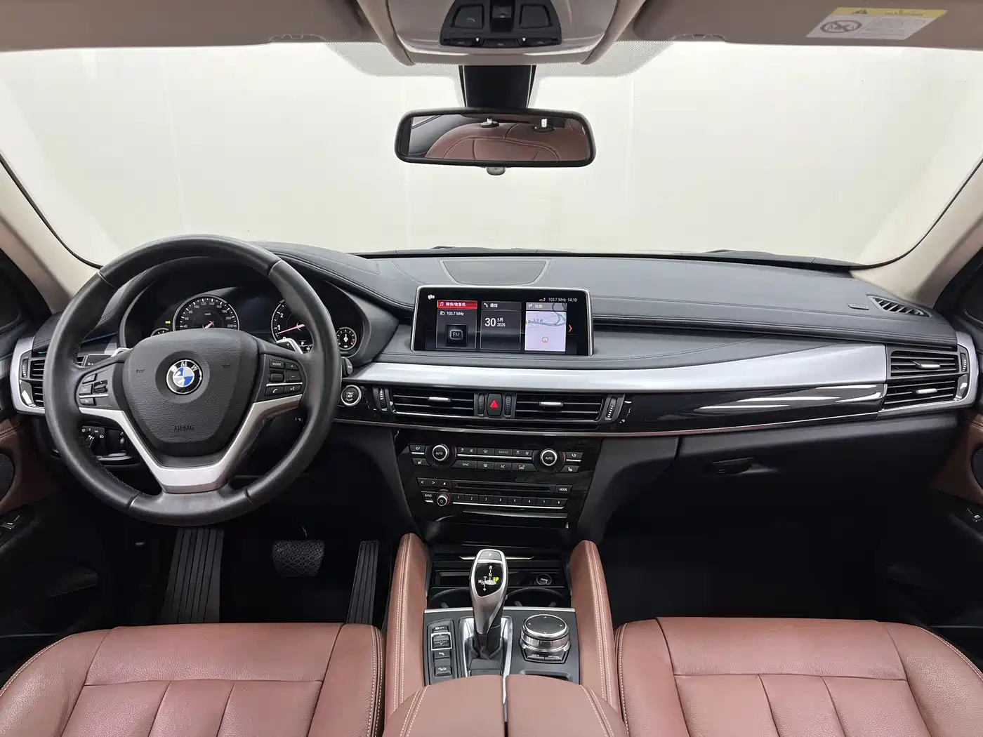 BMW X6 2018 xDrive35i Leading Model фото 15