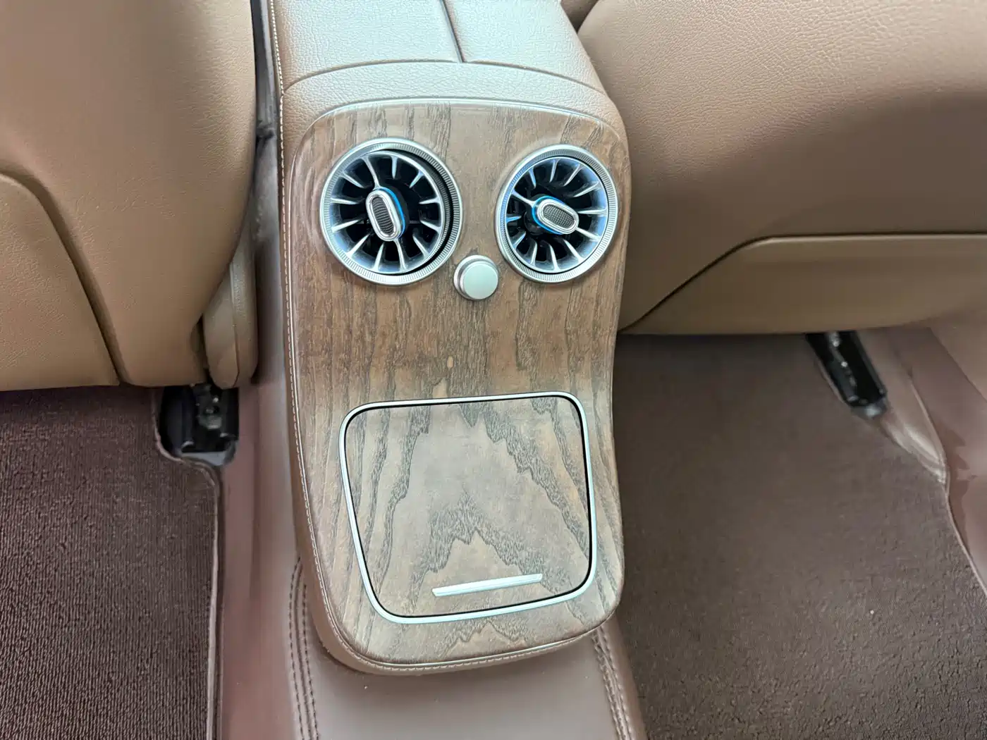 Mercedes-Benz E-Class 2023 E 300 L Fashion фото 33