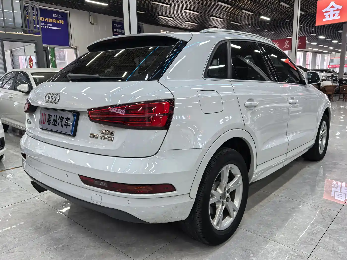 Audi Q3 2018 30 TFSI Fashion Collector's Edition фото 14