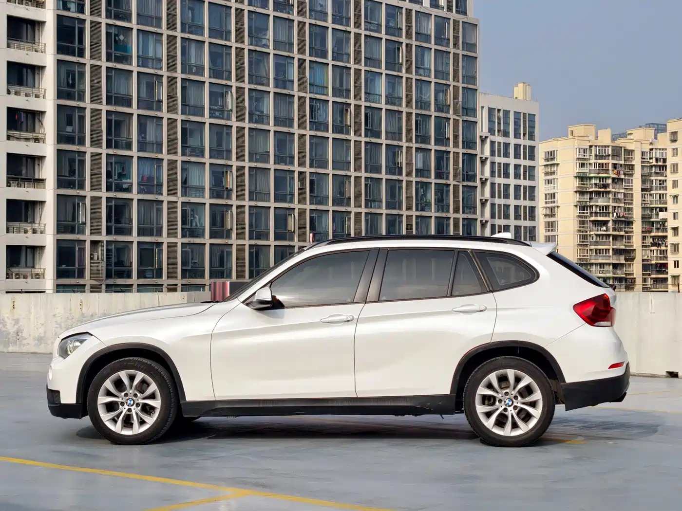 BMW X1 (Import) 2012 sDrive18i Luxury фото 9
