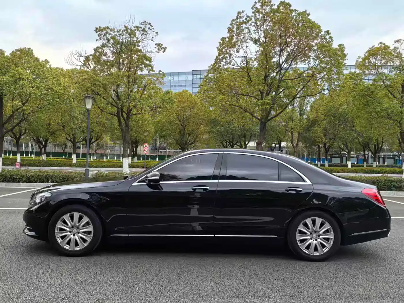 Mercedes-Benz S-Class 2016 S 320 L Business Edition фото 15