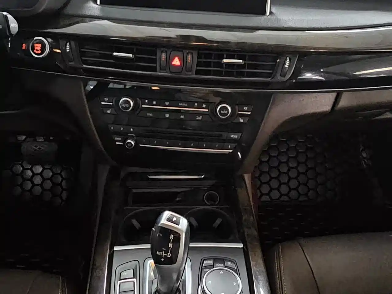 BMW X5 (Import) 2015 xDrive28i фото 12