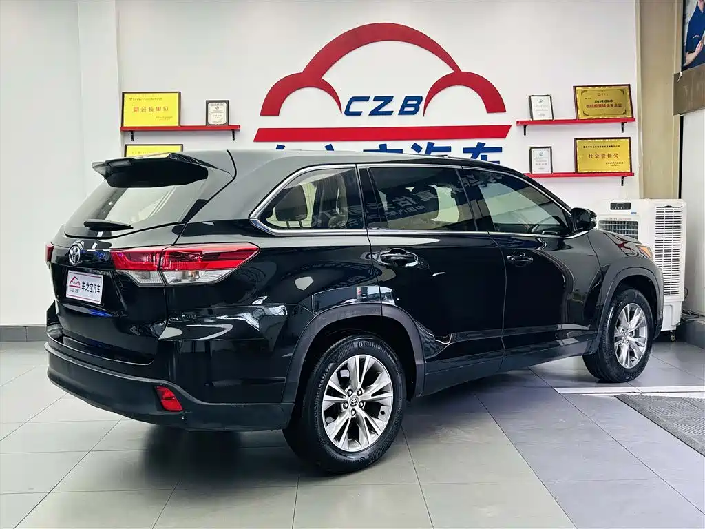 Toyota Highlander 2018 2.0T 4WD Elite 7-seater (China V) фото 5