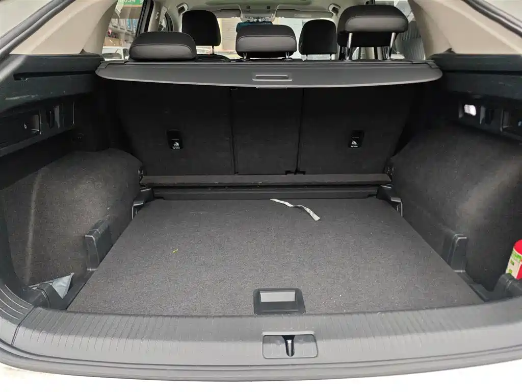 Volkswagen Tayron X 2020 330TSI 2WD Premium Smart Edition фото 19