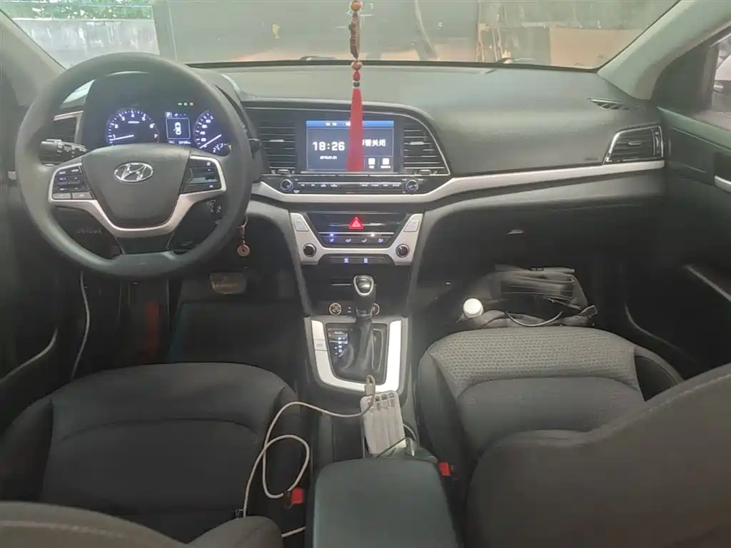 Hyundai Elantra 2016 Model 1.6L Automatic Smart Elite фото 10