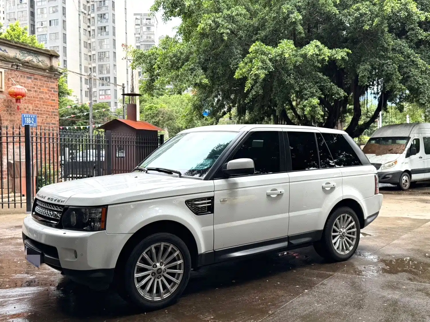صورة 1 - Land Rover Range Rover Sport