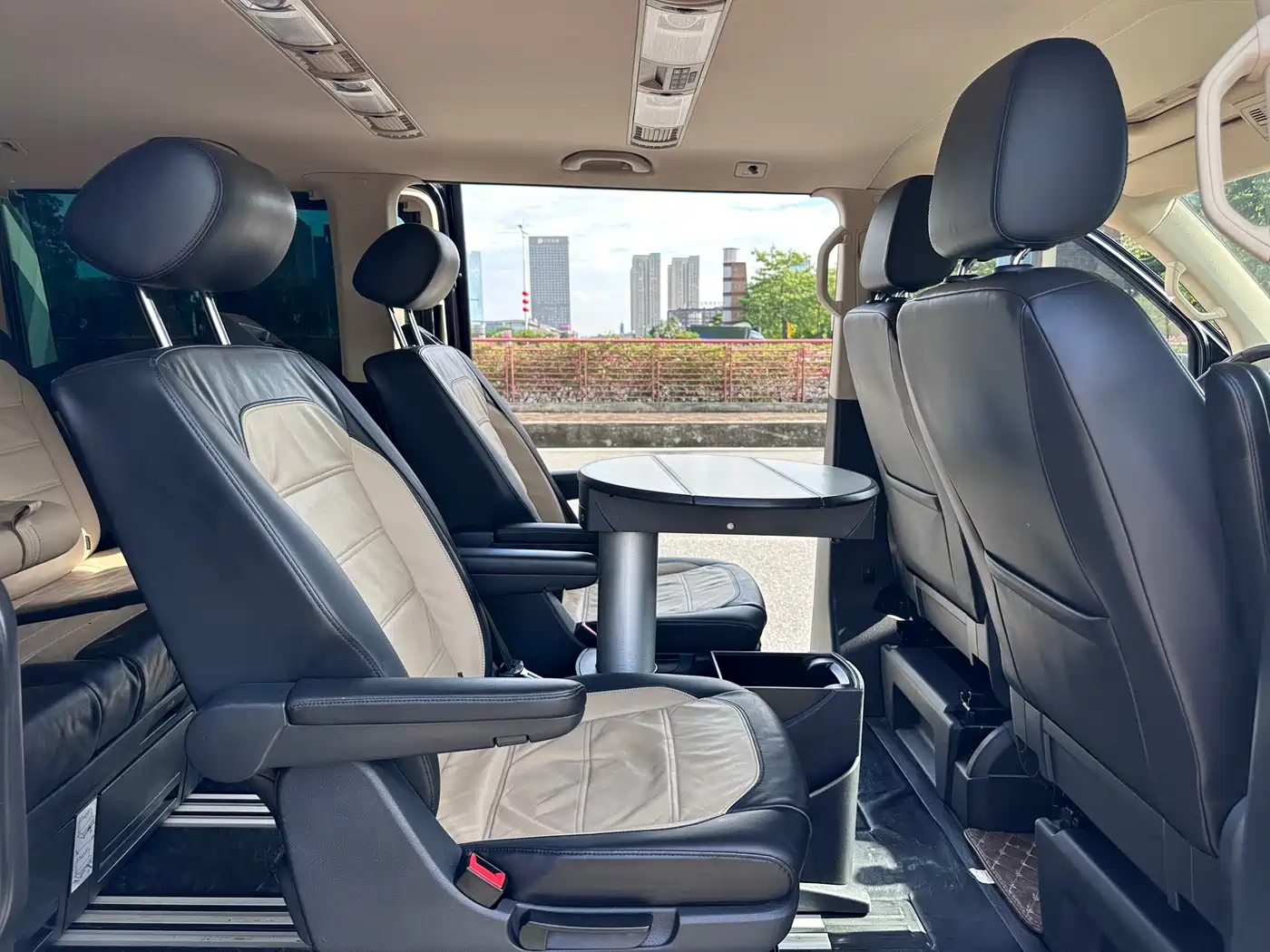 Volkswagen Multivan 2016 2016 2.0TSI 4WD Prestige 7-Seater