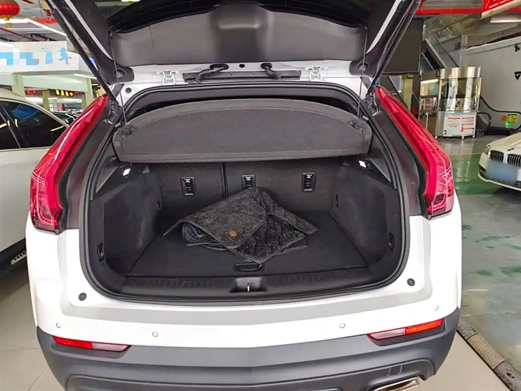 Cadillac XT4 2018 Model 28T 2WD Technology фото 20