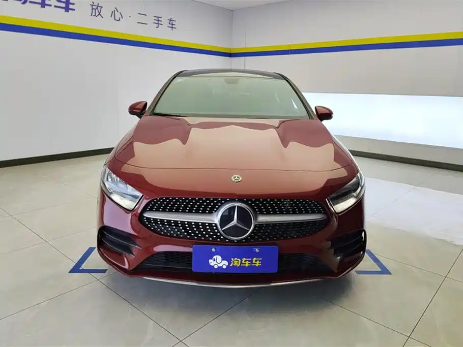 Mercedes-Benz A-Class 2020 Second Facelift A 180 L Sport Sedan фото 2
