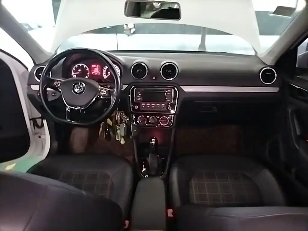 Volkswagen Jetta 2019 2019 Dream Edition 1.5L Auto Comfort