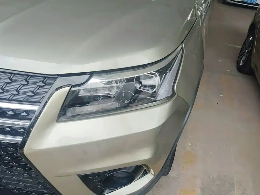 BAIC Huansu S7 2018 2018 1.5T Auto Premium Model