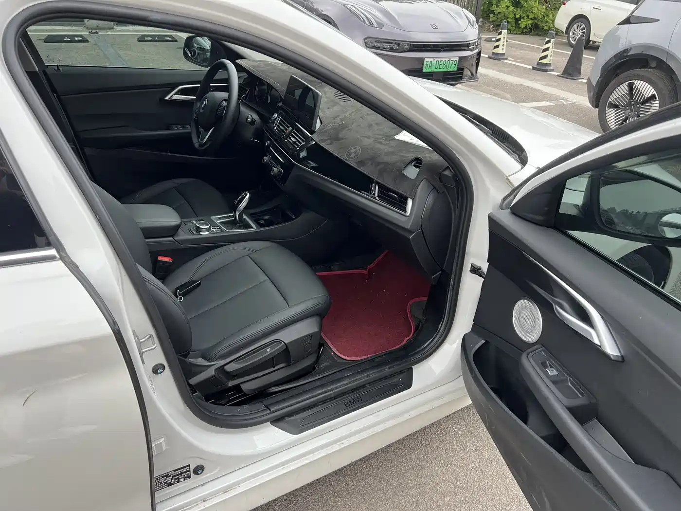 BMW 1 Series 2023 120i M Sport фото 13