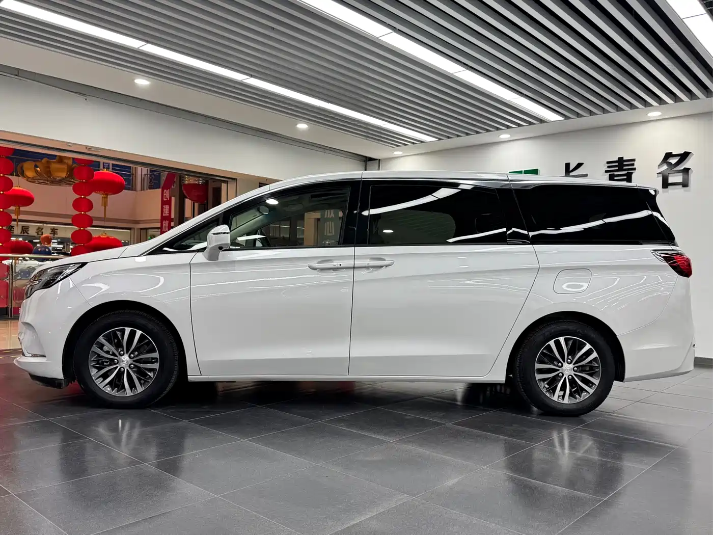 Buick GL8 2022 ES Landmark 653T Comfort фото 3