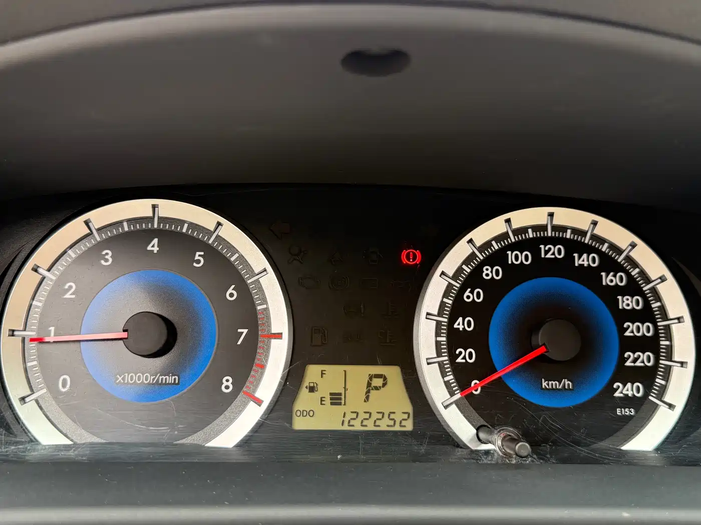 Toyota Corolla 2013 1.6L Automatic Luxury фото 11