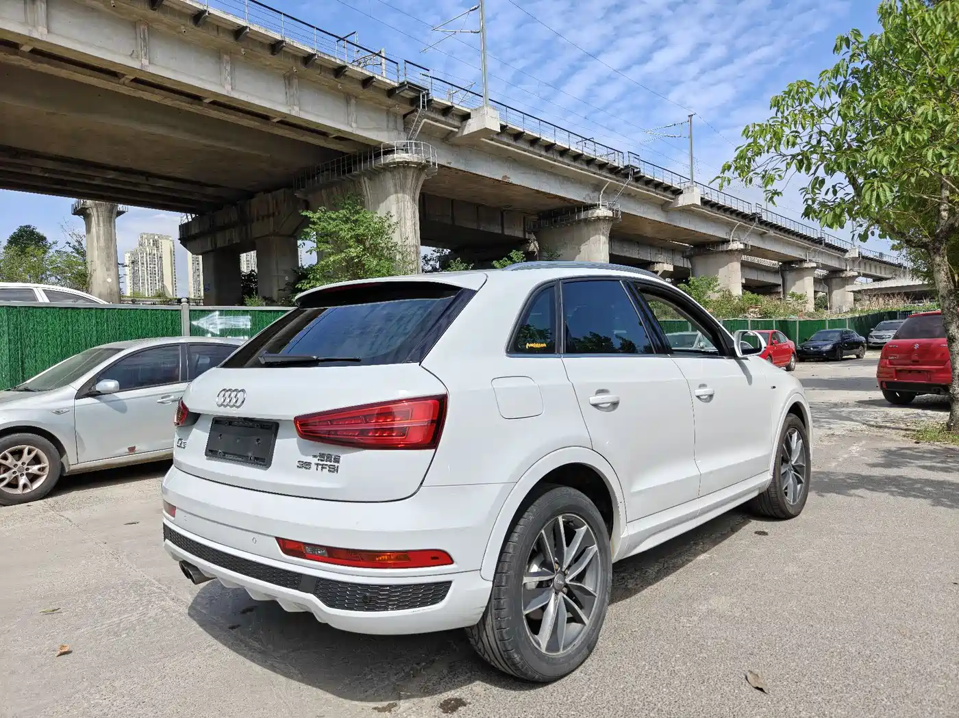 Audi Q3 2018 30th Anniversary Edition 35 TFSI Sport фото 4