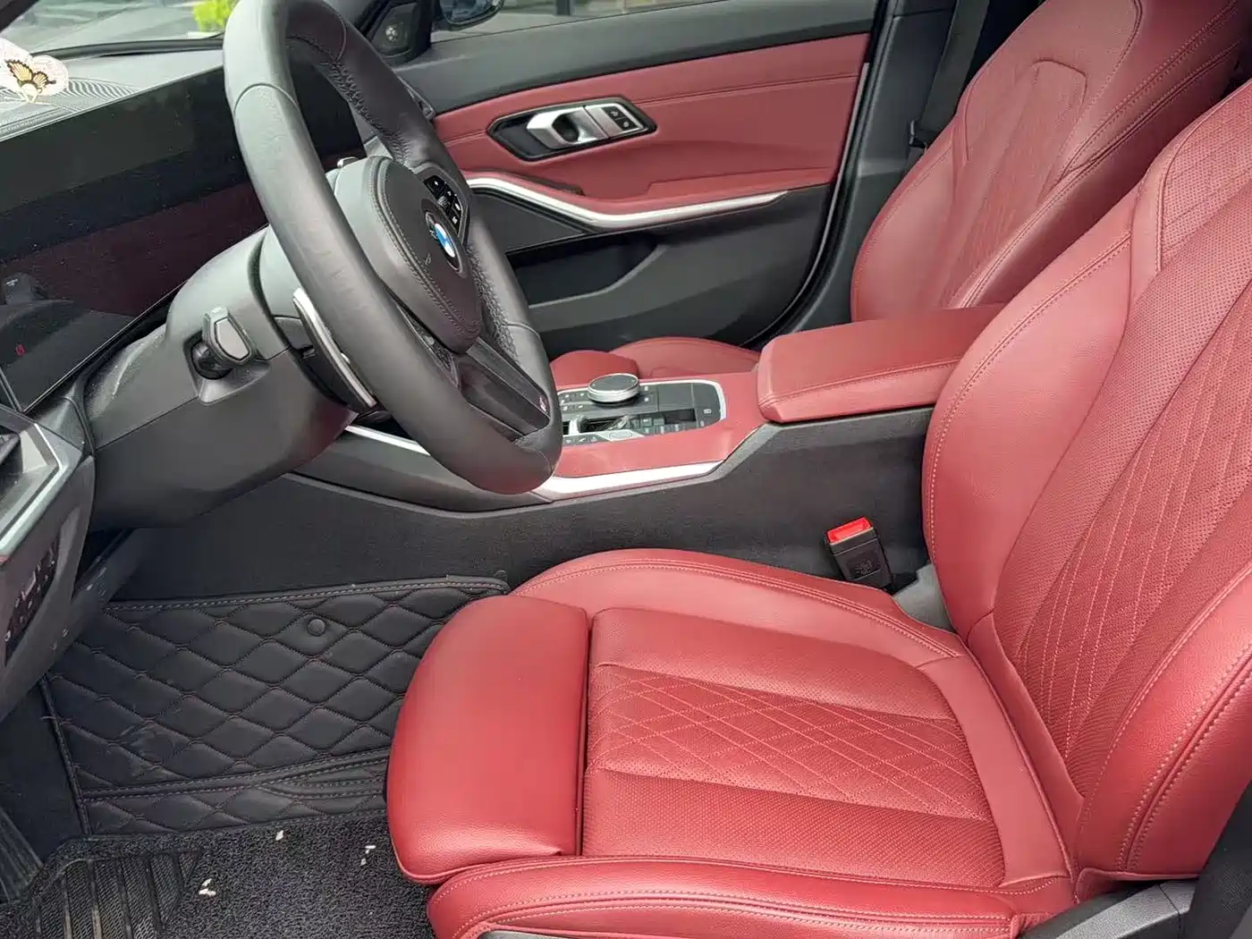 BMW 3 Series 2023 325i M Sport Black Night Package фото 8