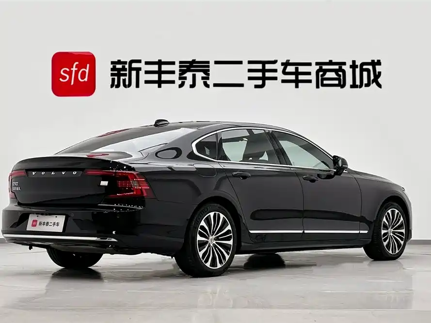 VOLVO S90 PLUG IN HYBRID