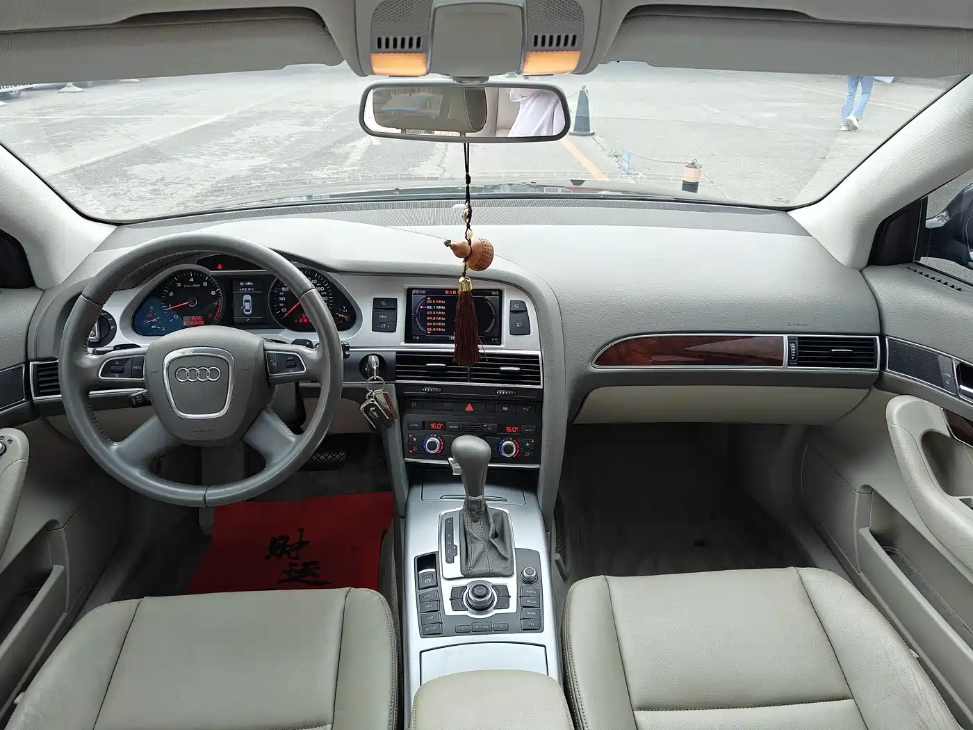 Audi A6L 2011 2.0 TFSI Automatic Comfort фото 15