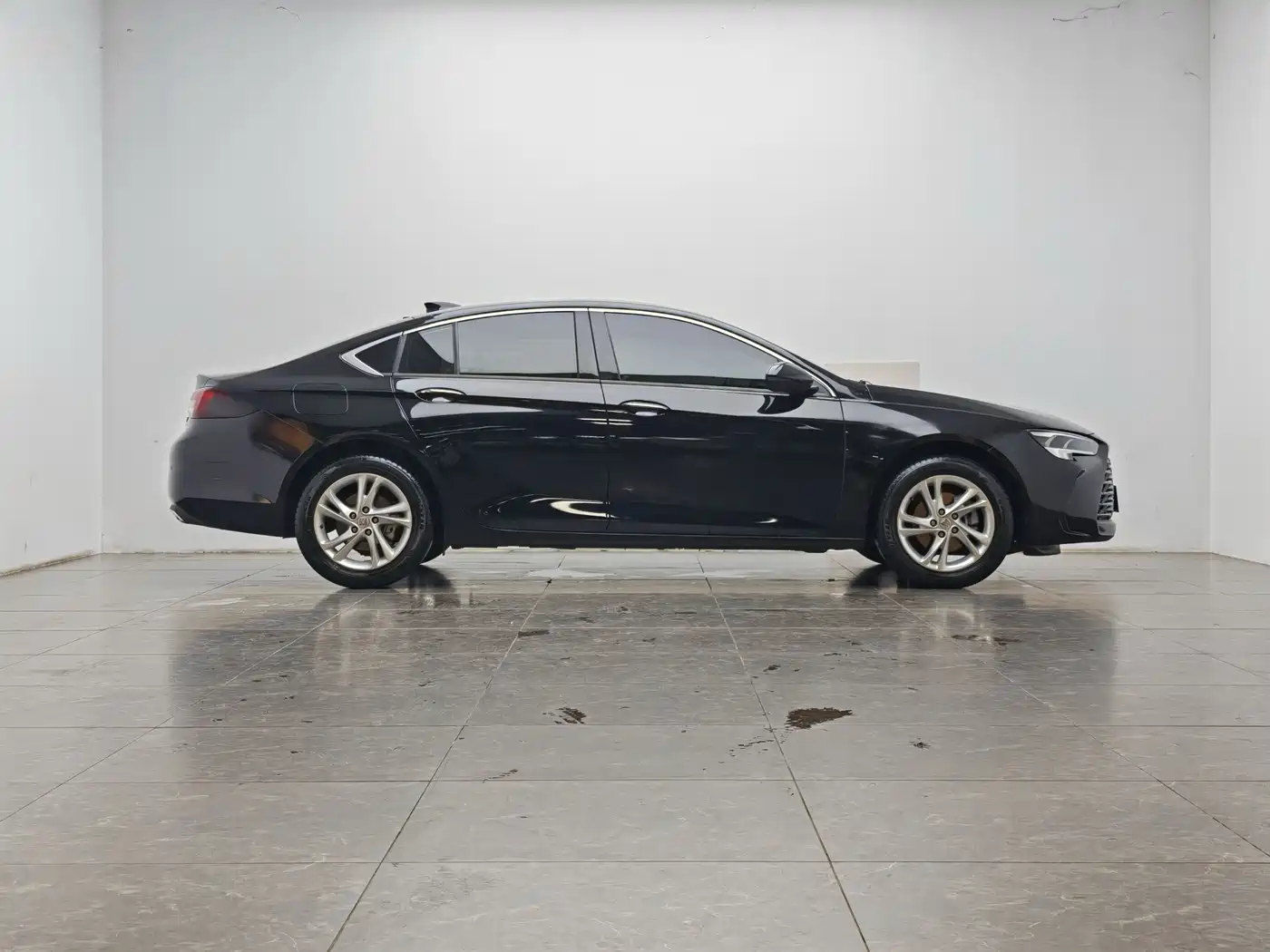 Buick Regal 2024 2023 552T Smart Enjoyment