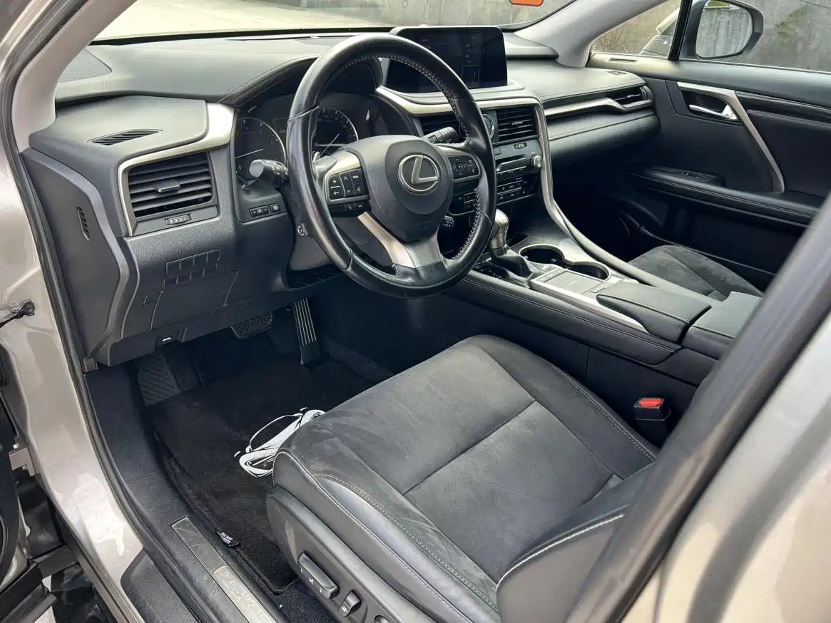 LEXUS RX