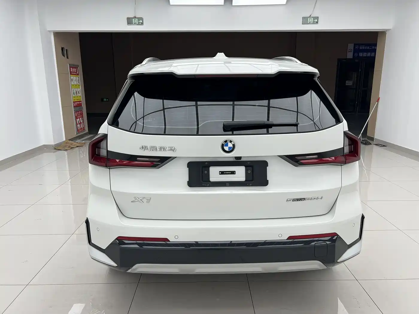 BMW X1 2023 sDrive20Li X Design Package фото 5