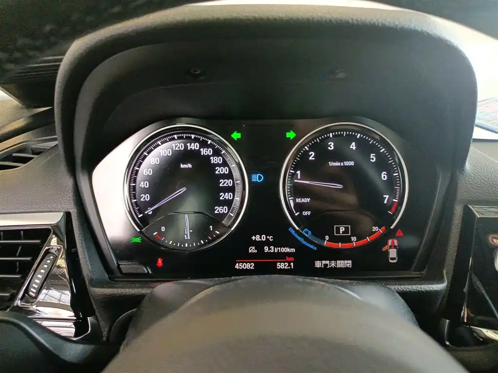 BMW 1 Series 2022 125i M Sport Shadow Edition фото 8