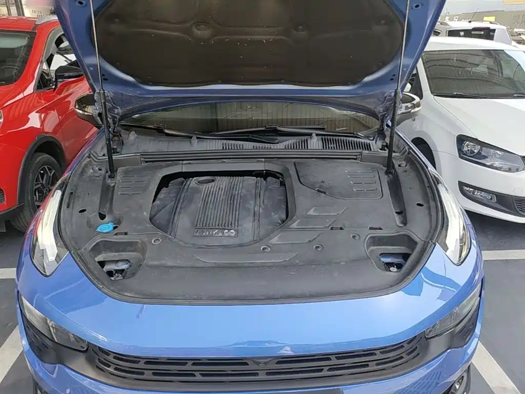 Lynk & Co 02 2018 1.5T DCT 2WD Power Pro Edition China V фото 20