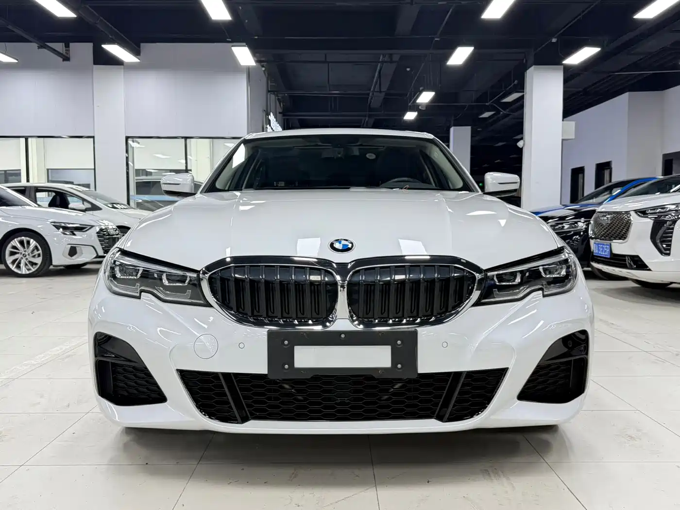 BMW 3 Series 2022 320Li M Sport Package фото 2