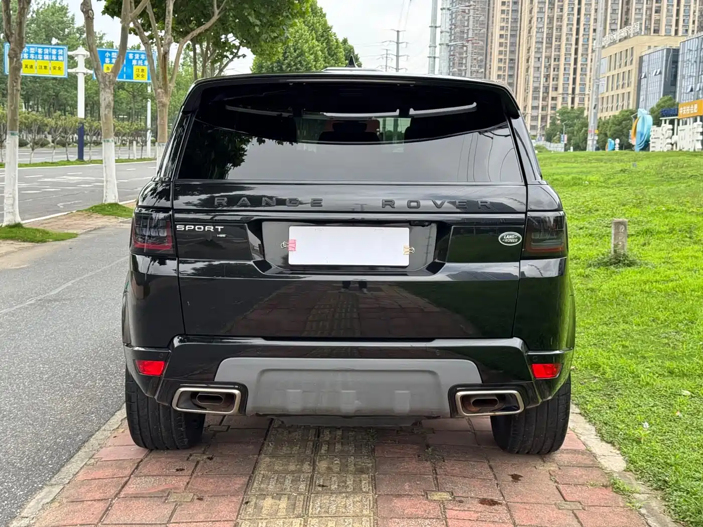 Land Rover Range Rover Sport 2020 3.0 L6 HSE DYNAMIC фото 8