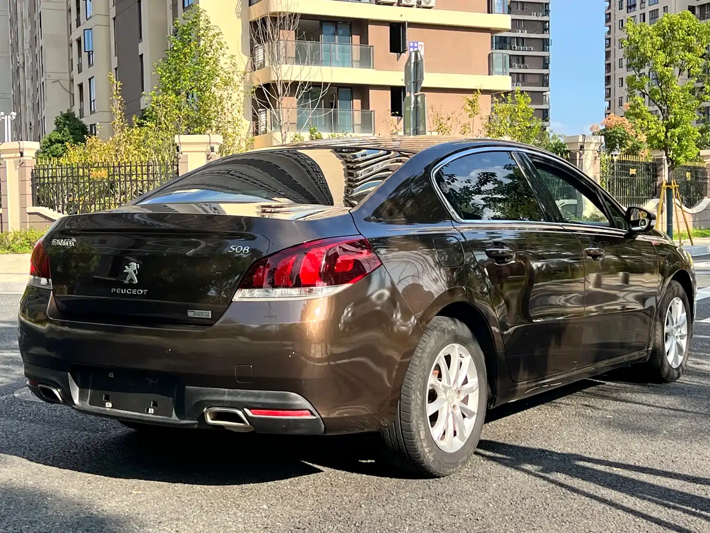 PEUGEOT 508