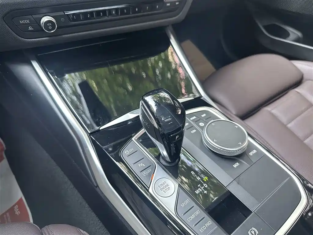 BMW 3 Series 2020 325Li Launch Edition фото 14
