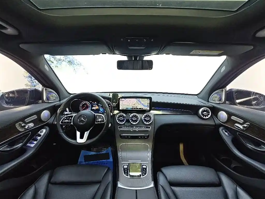 Mercedes-Benz GLC 2021 GLC 260 L 4MATIC Luxury фото 4