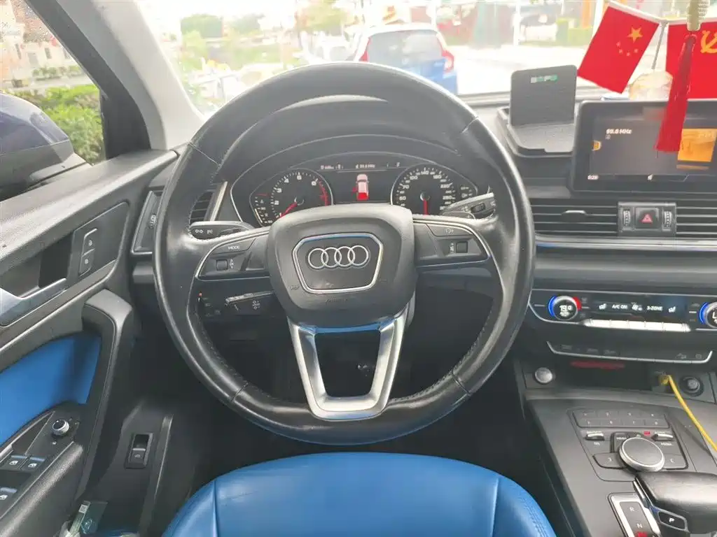 Audi Q5L 2018 40 TFSI Premium Progressive China VI фото 3