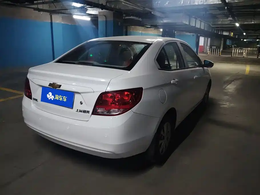 Chevrolet Sail 2015 Sail 3 1.3L Manual Ideal Edition фото 3