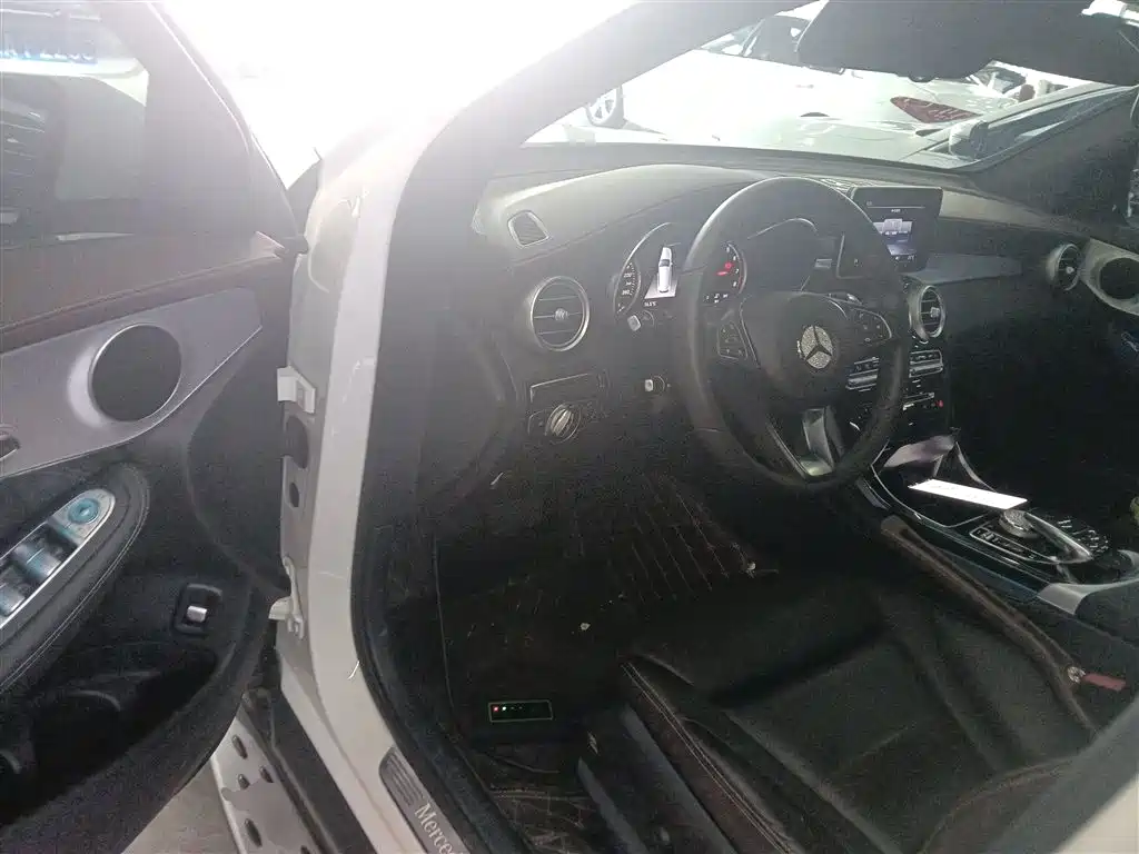 Mercedes-Benz GLC 2019 Model GLC 200 L 4MATIC фото 12
