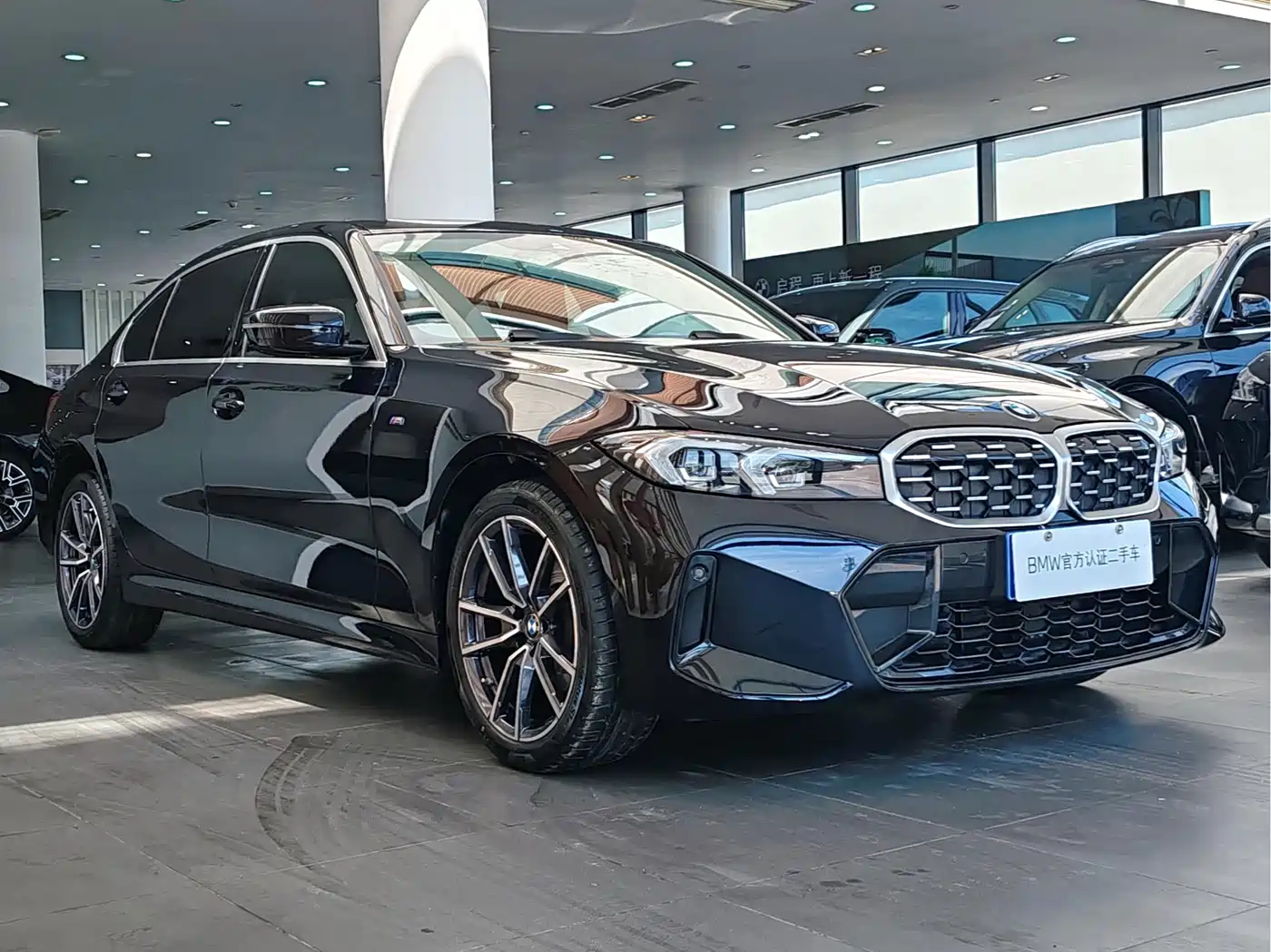 BMW 3 Series 2024 325Li M Sport Package фото 3
