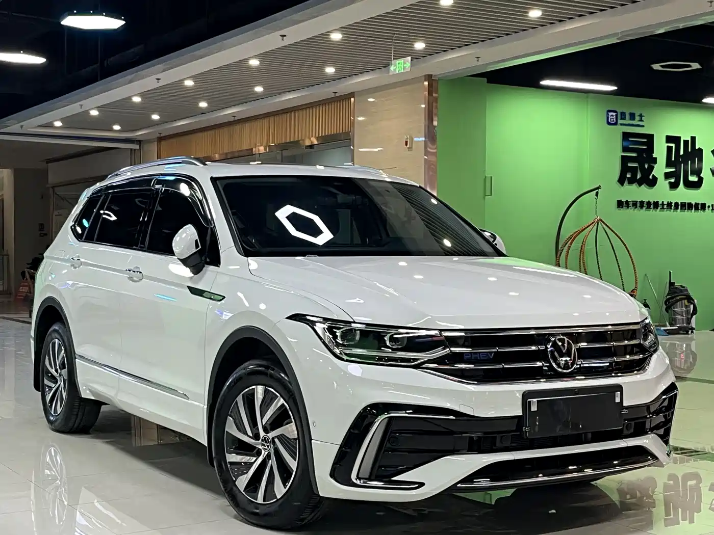 VOLKSWAGEN TIGUAN L NEW ENERGY